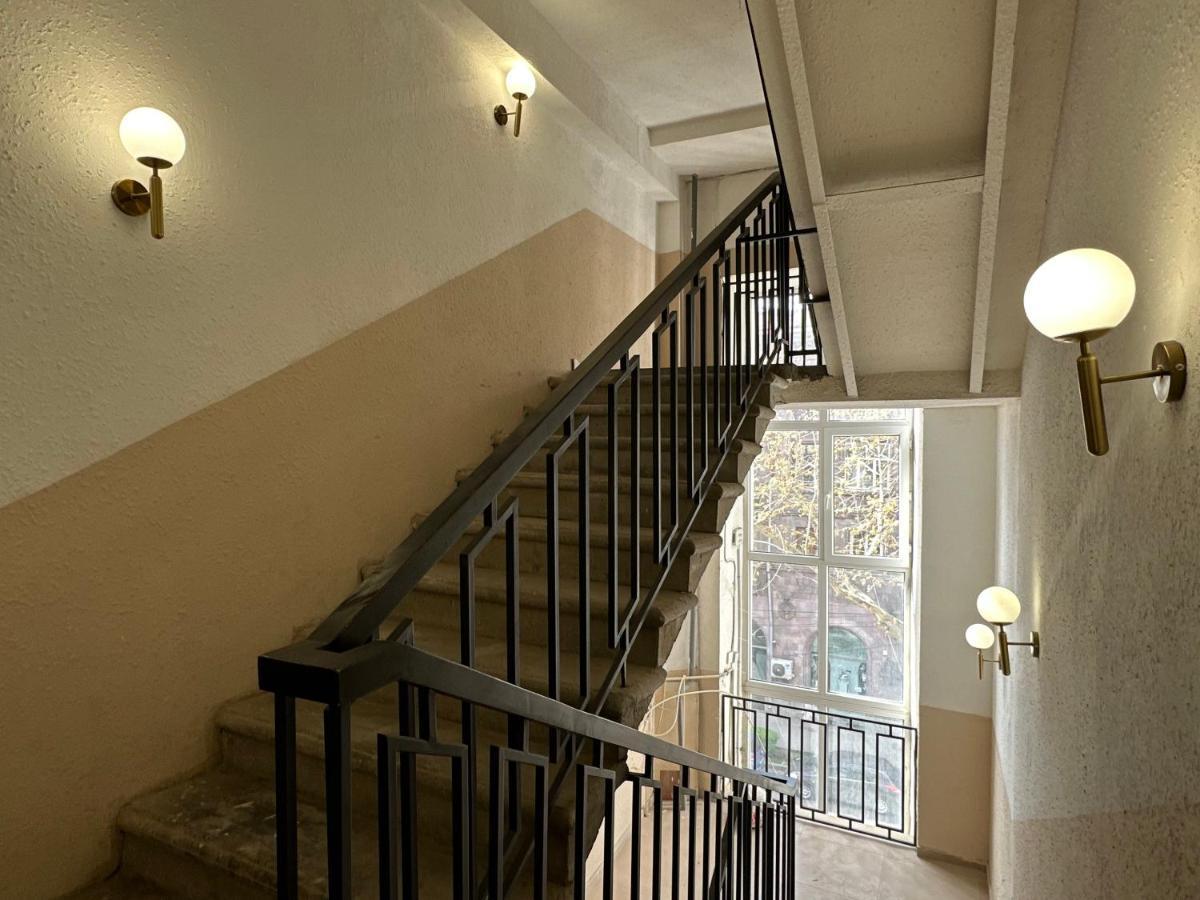 Ris Opera Apartments Erévan Extérieur photo