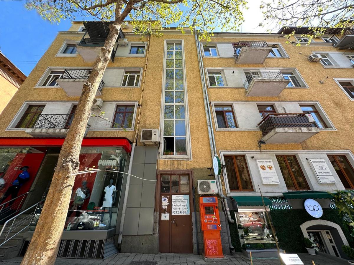 Ris Opera Apartments Erévan Extérieur photo